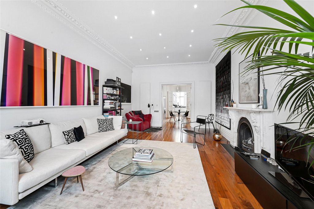 Property photo 3 of 9