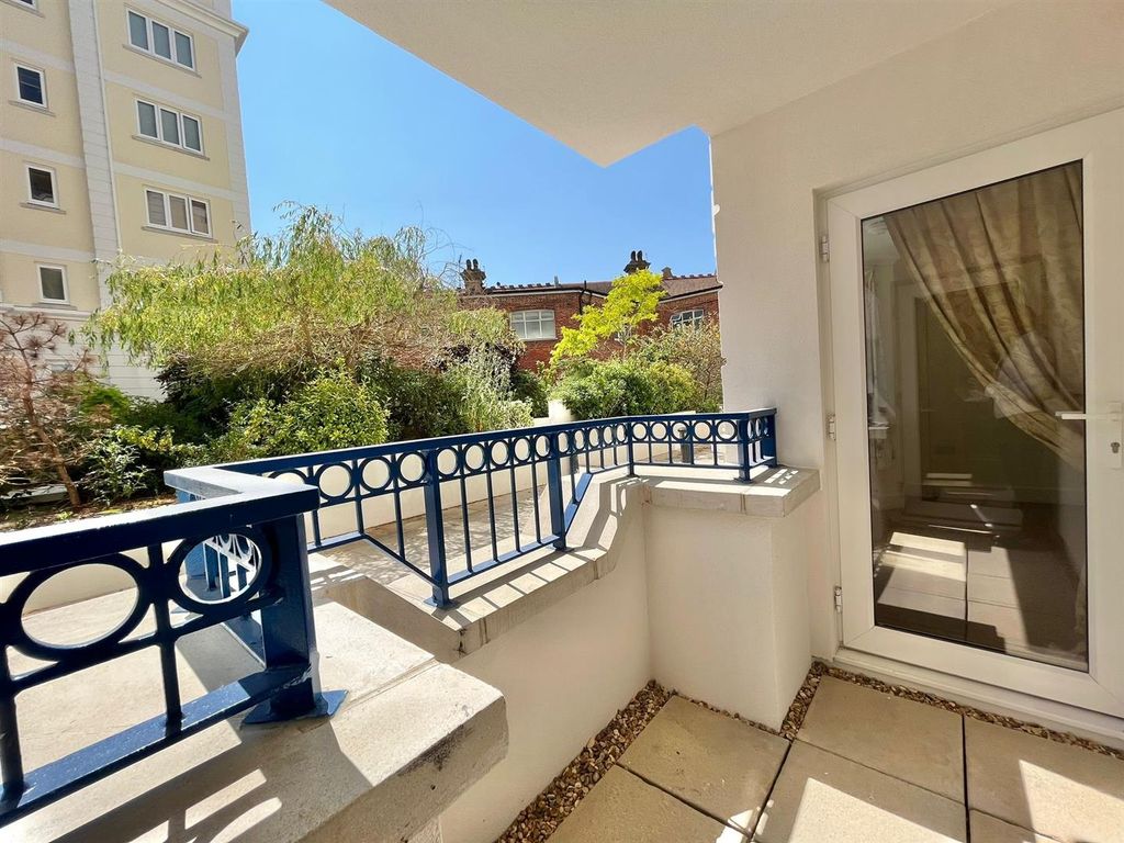 Property photo 2 of 13 7.Jpg