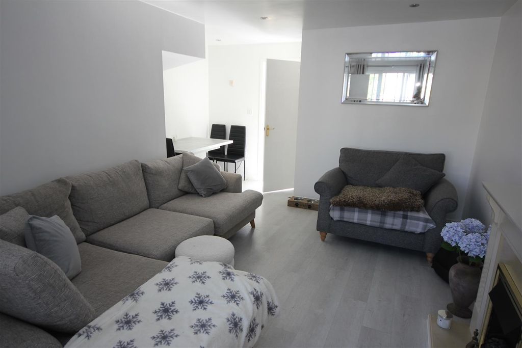 Property photo 1 of 15 Img_7000.Jpg