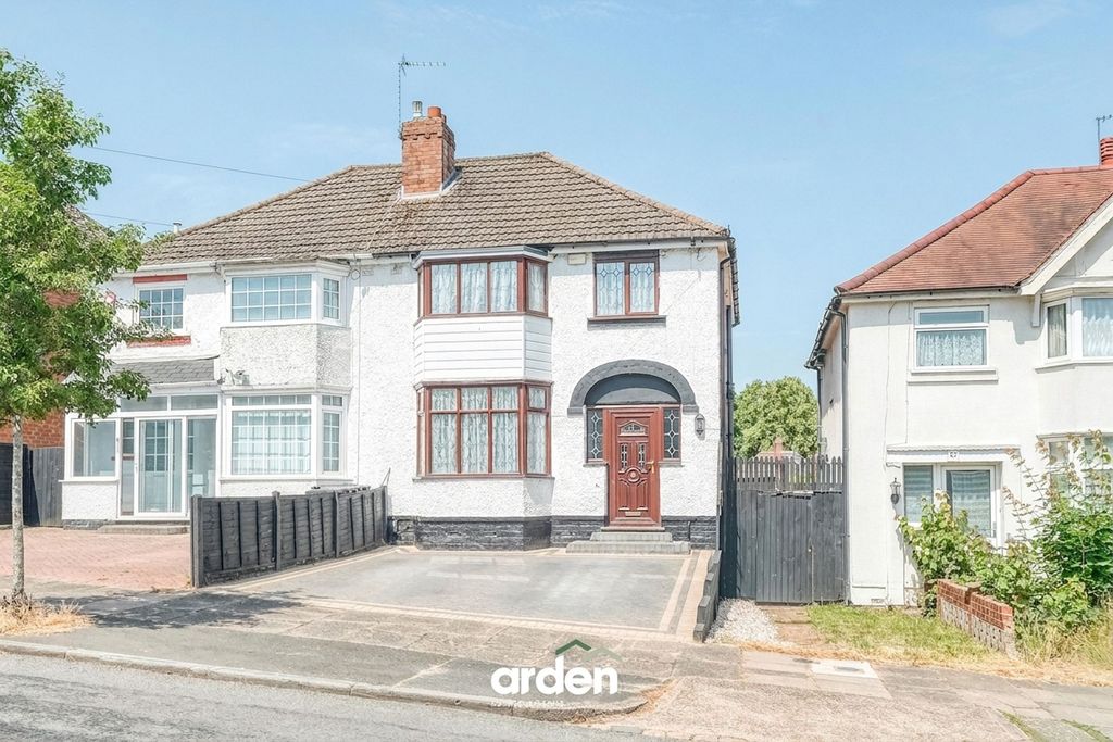 Property photo 1 of 12