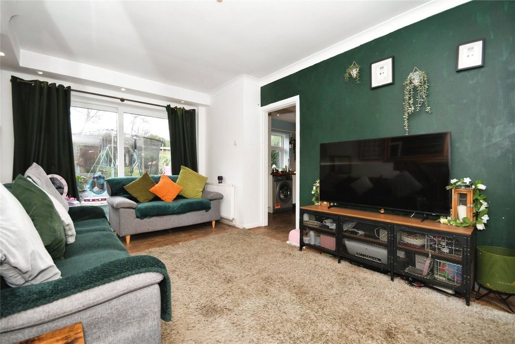 Property photo 3 of 17 Picture No. 13