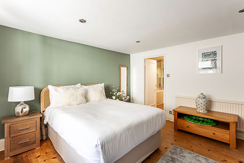 Property photo 3 of 29