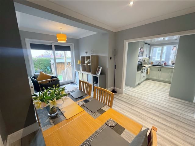 Property photo 3 of 21 Kitchen/Diner