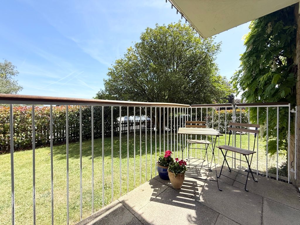 Property photo 2 of 17 Picture No. 18