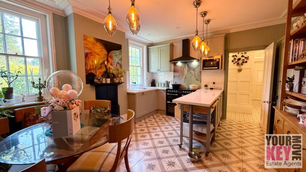 Property photo 1 of 26 Your Key Move - Estate Agents Hythe. Local Experts, Covering Surrounding Areas