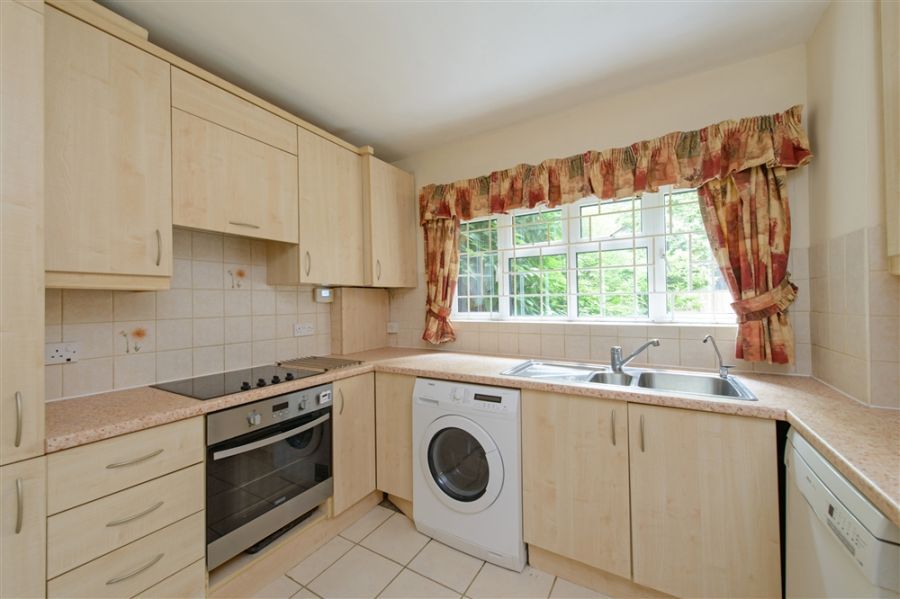 Property photo 3 of 9