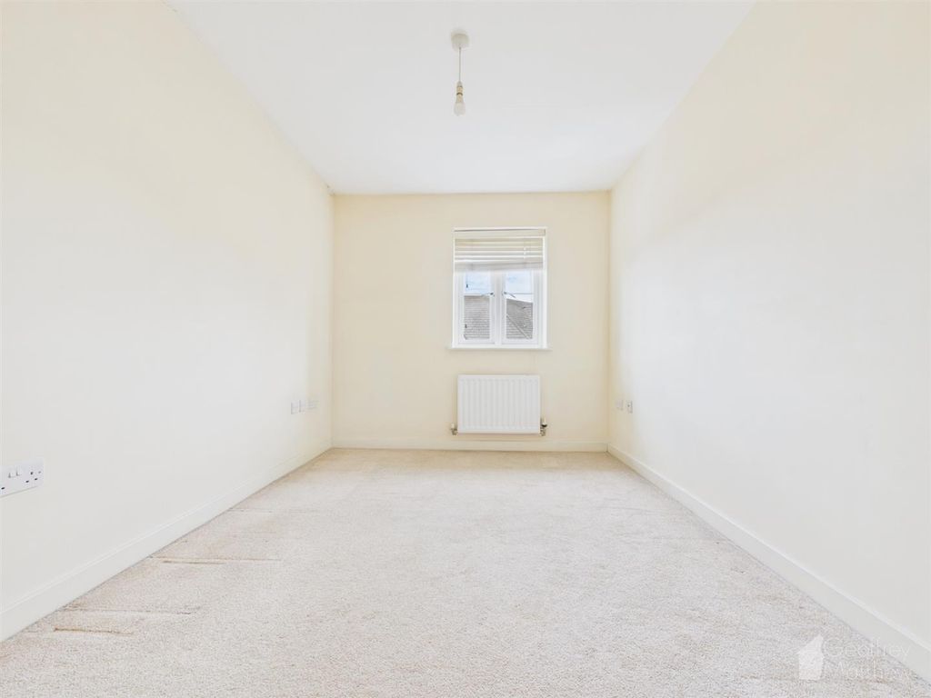 Property photo 2 of 13 Cam02365G0-Pr0481-Still004.Jpg