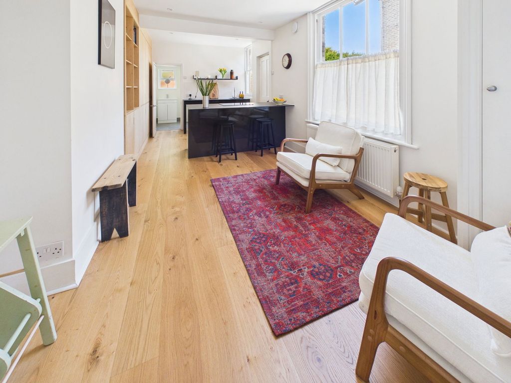 Property photo 3 of 14