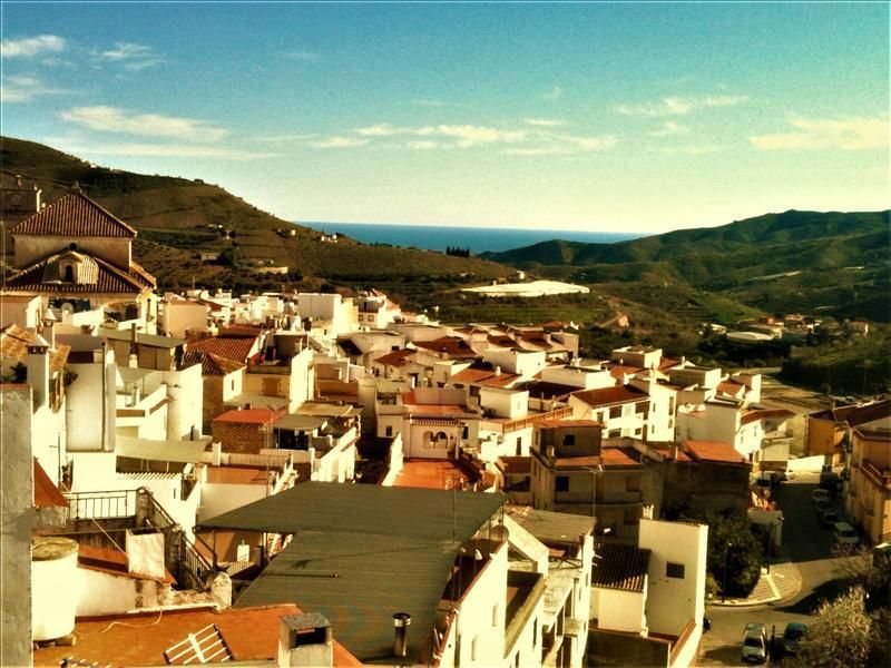 Property photo 3 of 52 Wonderful Roof Top Views