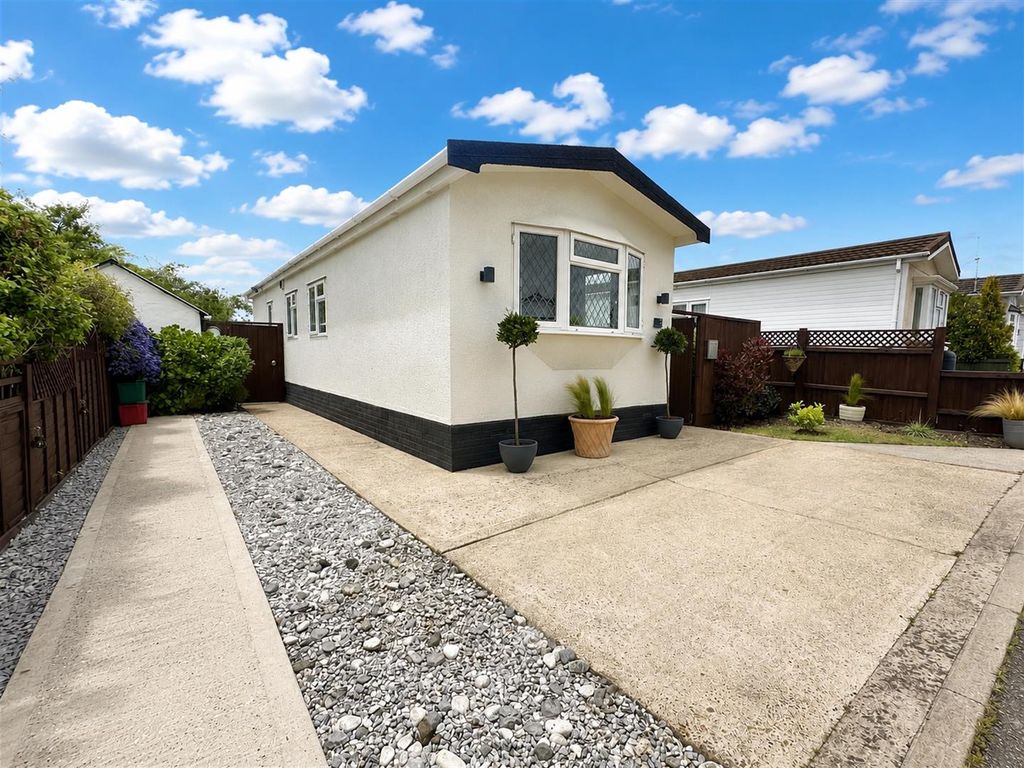 Property photo 1 of 19 Outside Front