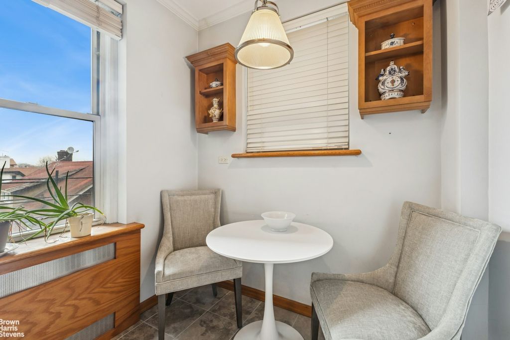 Property photo 3 of 11 <Alttext/>