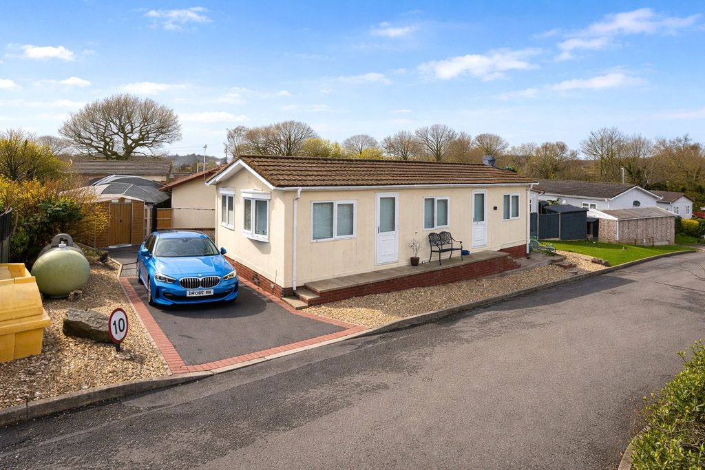 Property photo 1 of 18 Picture No. 31