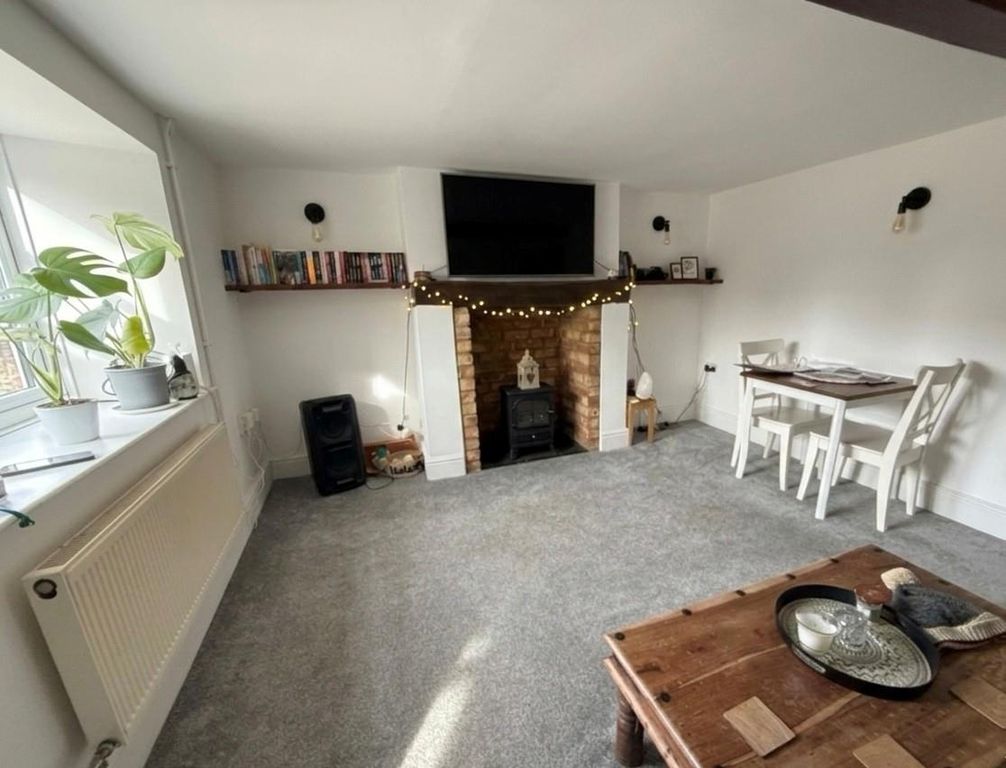 Property photo 3 of 10 14.Jpg