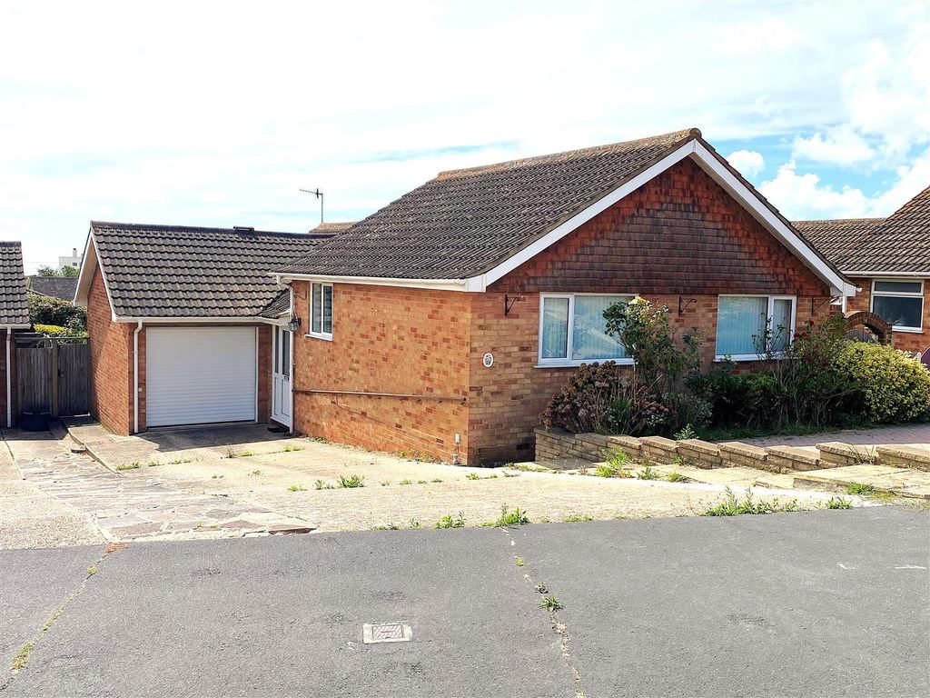 Property photo 1 of 14 59 Links Drive - Front.Jpg