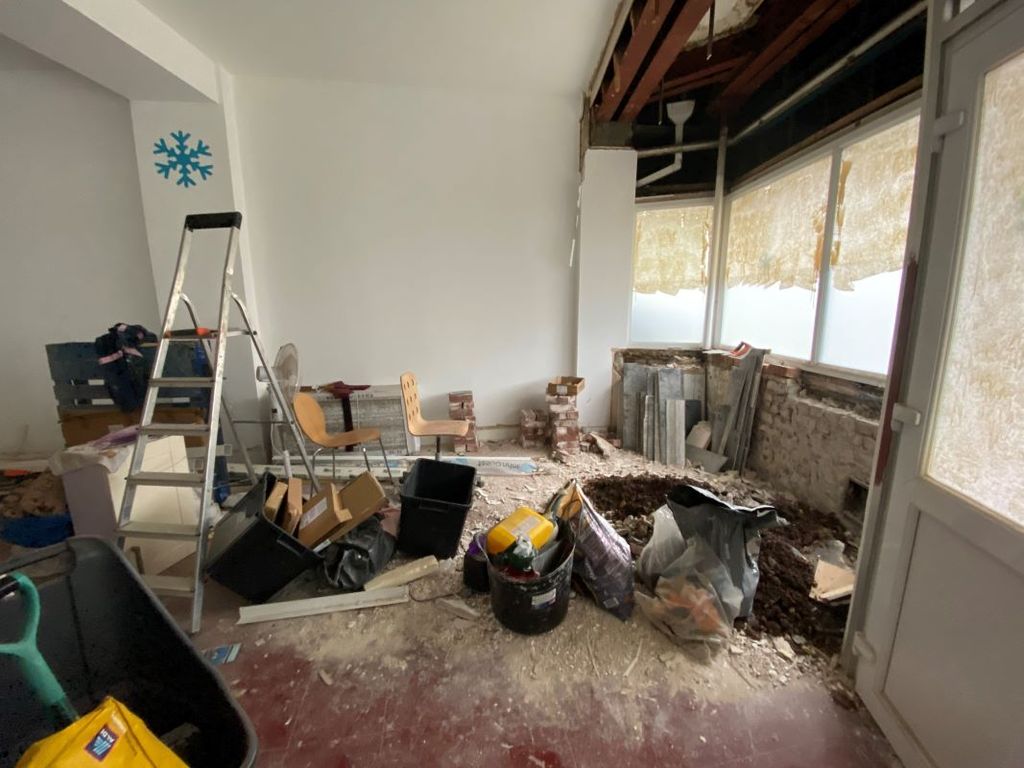 Property photo 3 of 6