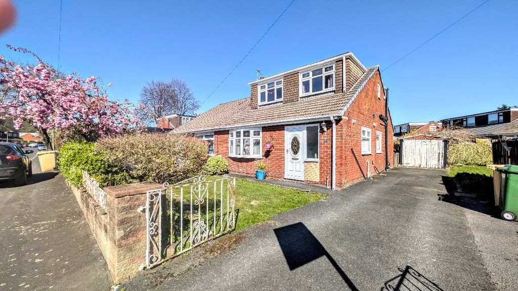 Property photo 1 of 28