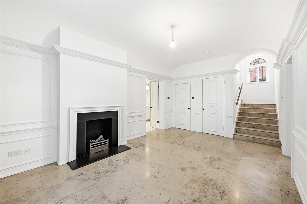 Property photo 2 of 20 Picture No. 14