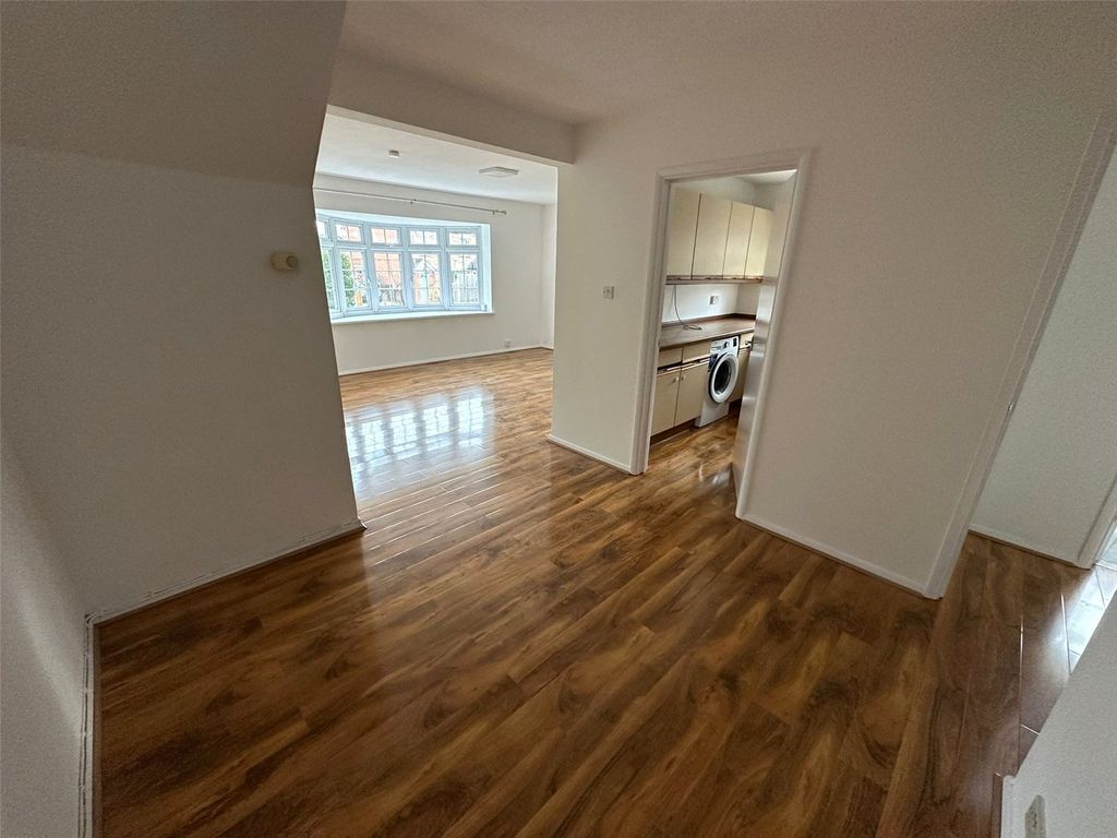 Property photo 3 of 8 Picture No. 08