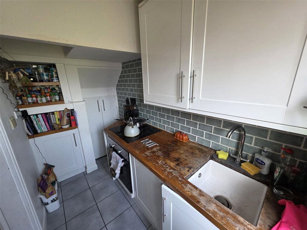 Property photo 2 of 12 Picture No. 02