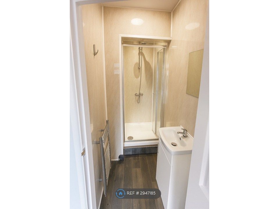 Property photo 3 of 4 Shared Bathroom