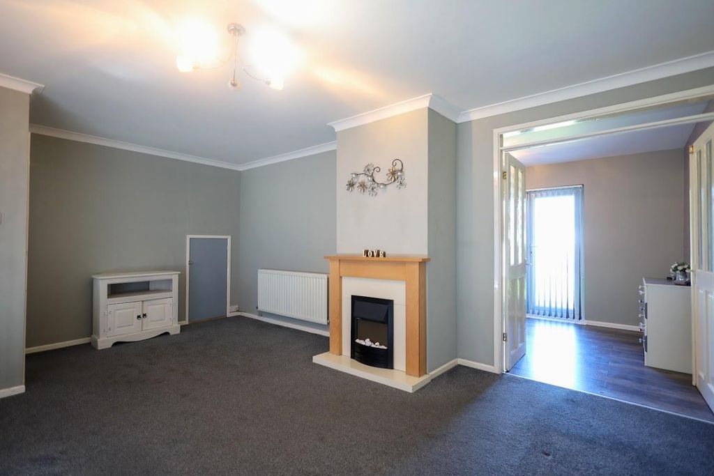Property photo 3 of 17 Img_0090.Jpg