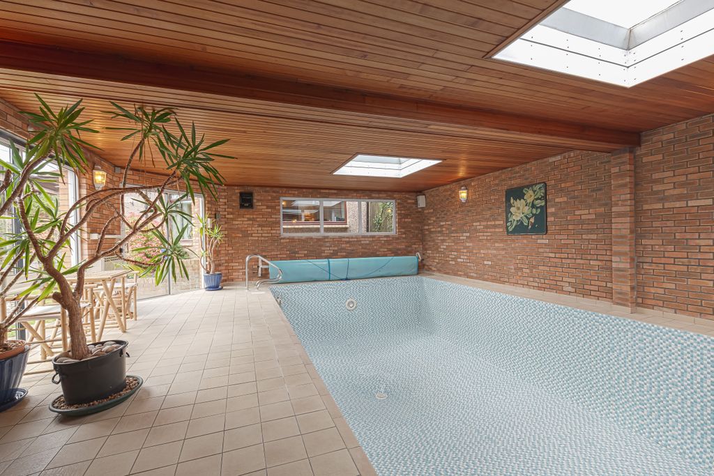 Additional image 25 of 3 bed detached bungalow for sale34 Campbell Park Crescent, Edinburgh EH13