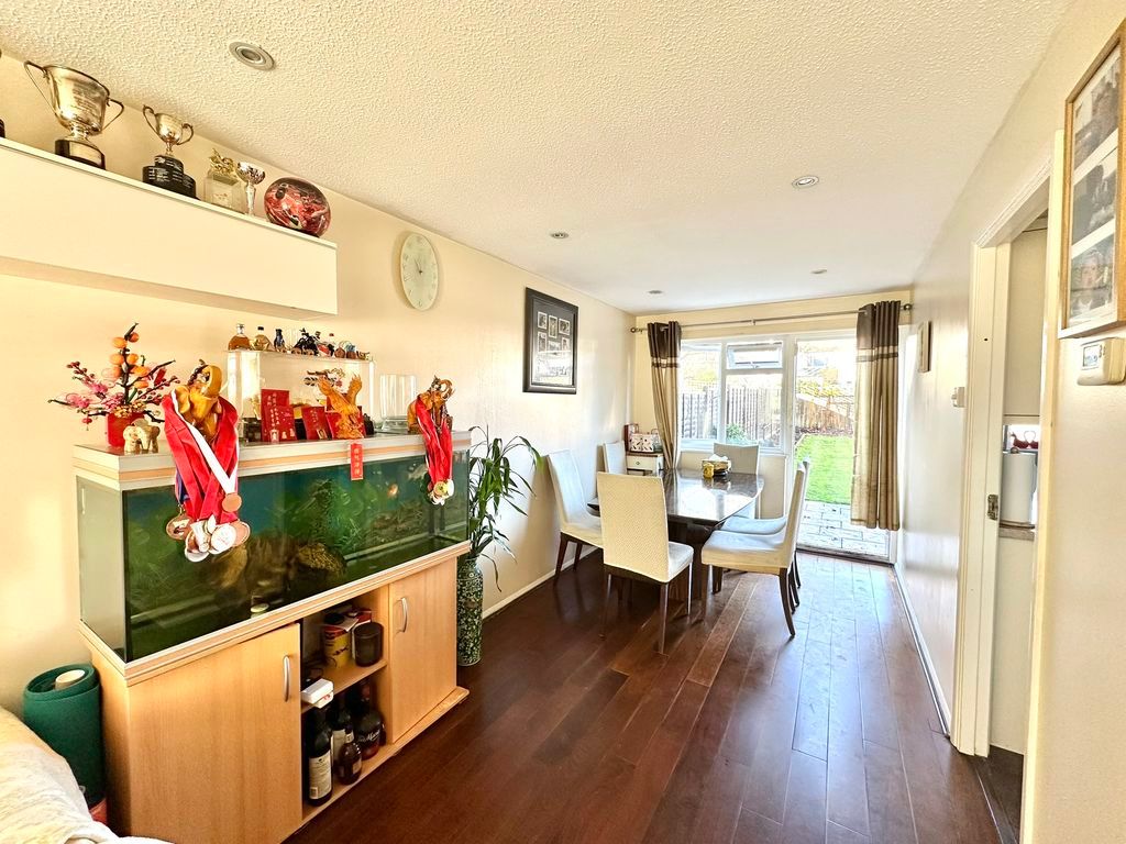 Property photo 2 of 15 Photo 3