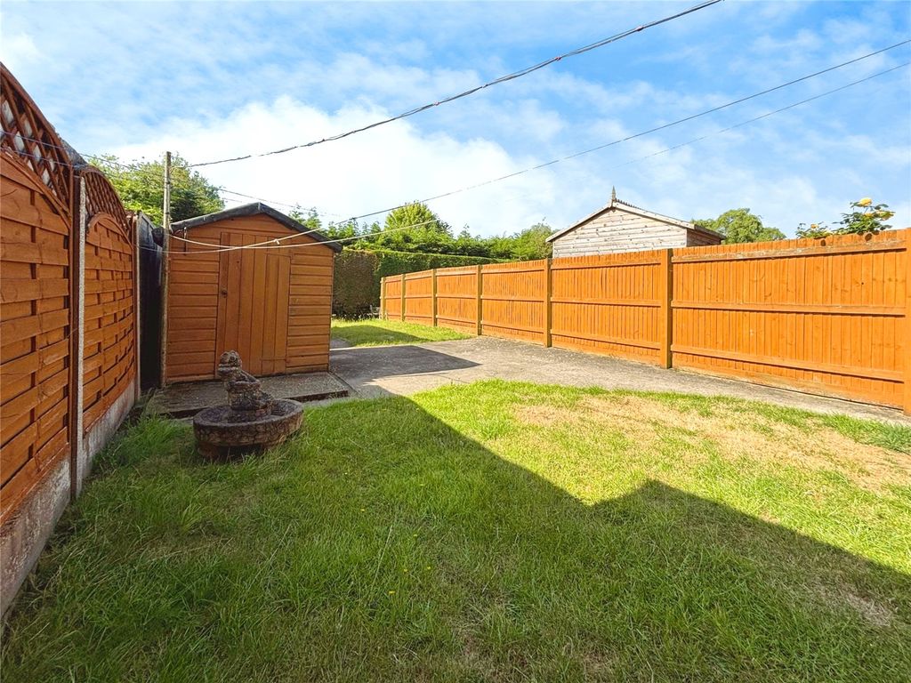 Property photo 3 of 11 Picture No. 01
