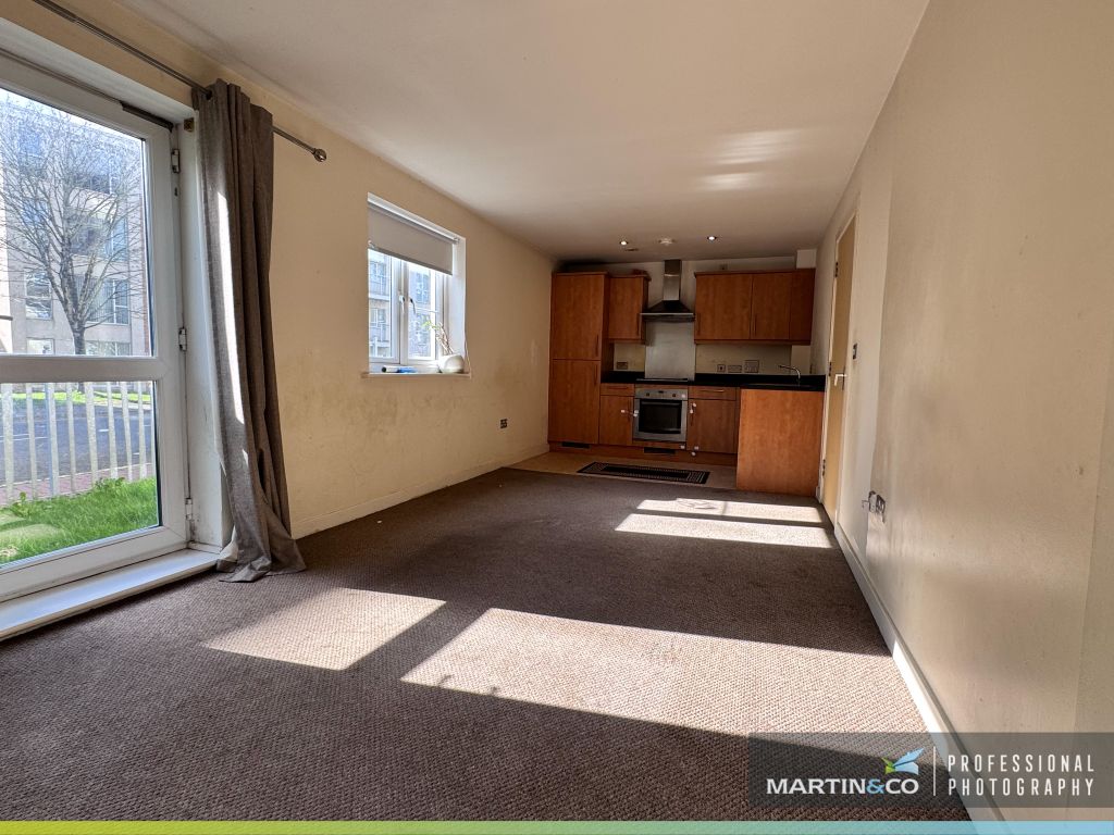 Property photo 2 of 4 47 Heol Living Room