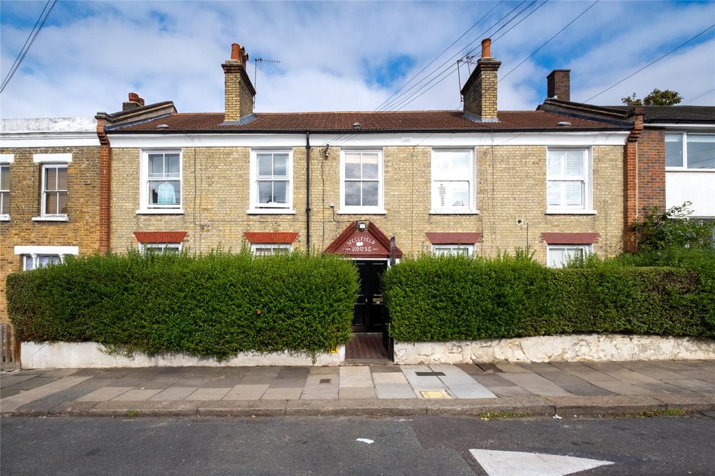 Property photo 3 of 8 Picture No. 14