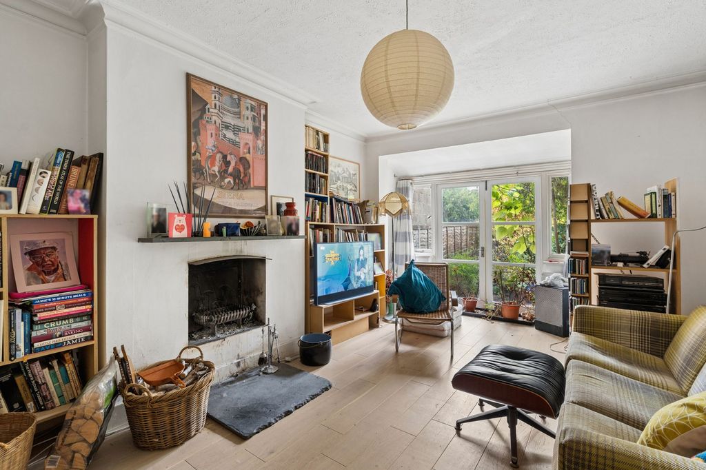 Property photo 1 of 21