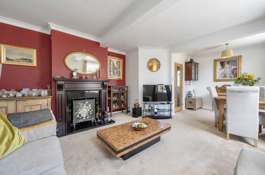 Property photo 3 of 20 1488073-11-6A4d05...