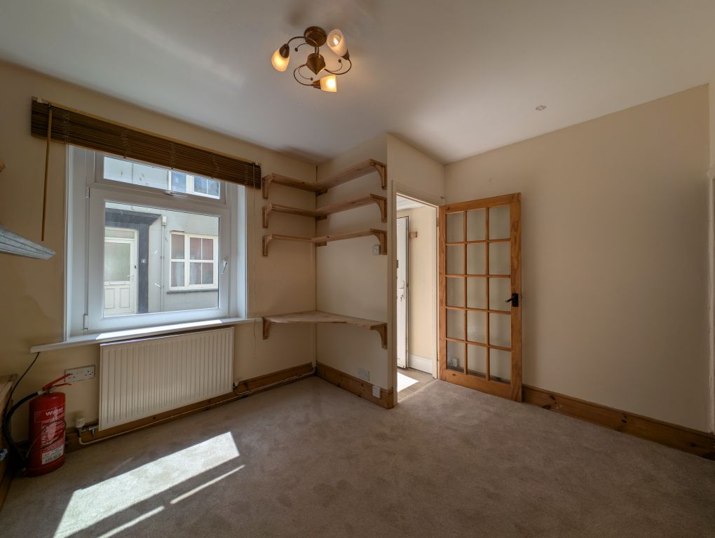 Property photo 3 of 22