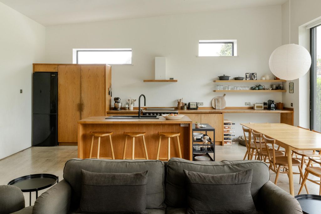 Property photo 3 of 35 A0O0X00000Qxmksuap_N23_Webres.Jpg