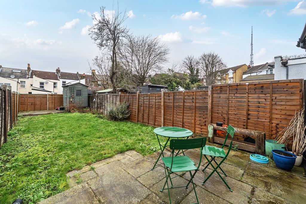 Property photo 3 of 17 3d140623-A8d3-482...