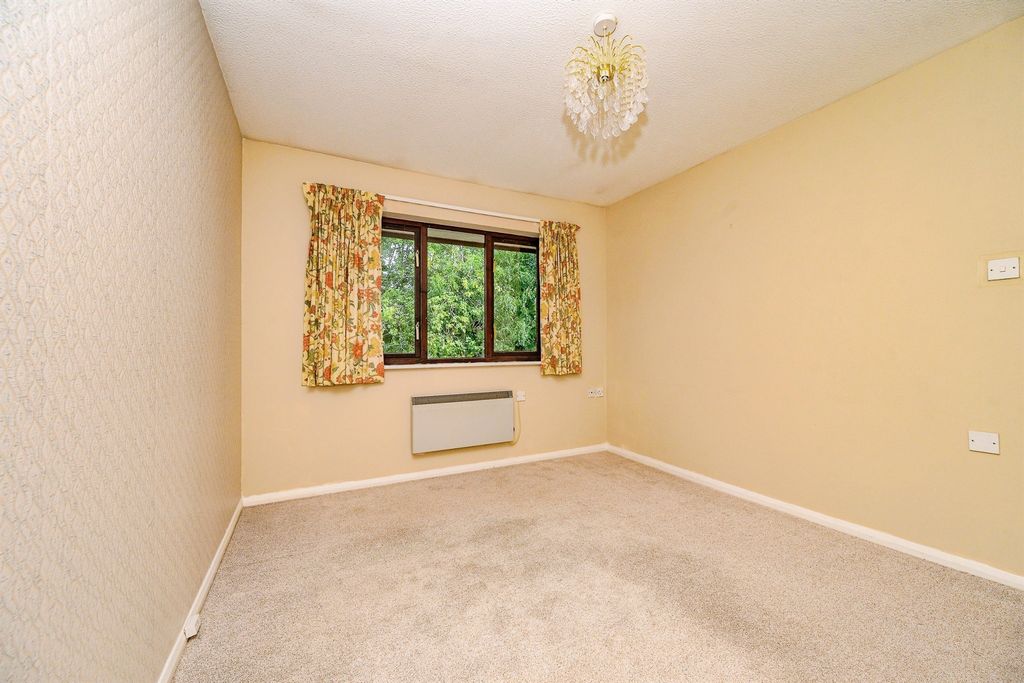 Property photo 3 of 18