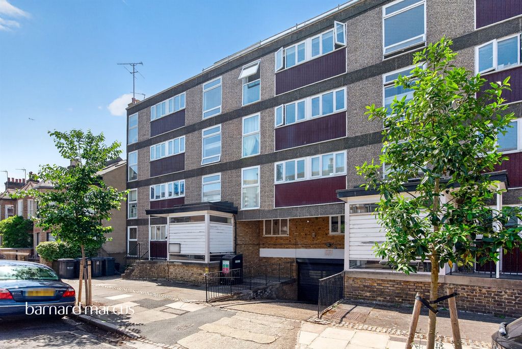 Property photo 1 of 10