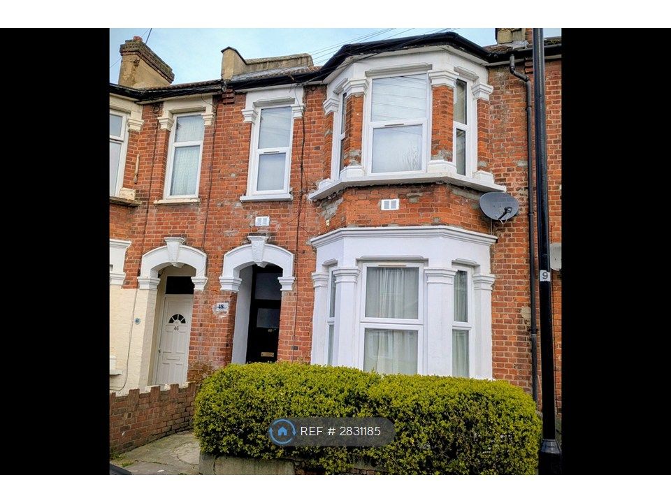 Property photo 2 of 8 Ground Floor