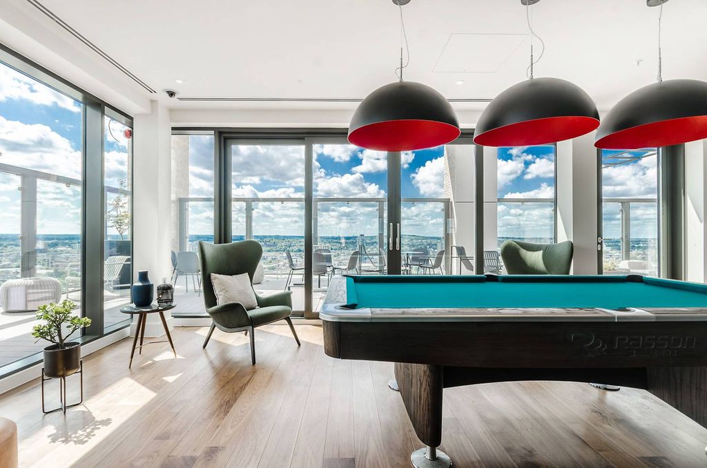 Property photo 3 of 55