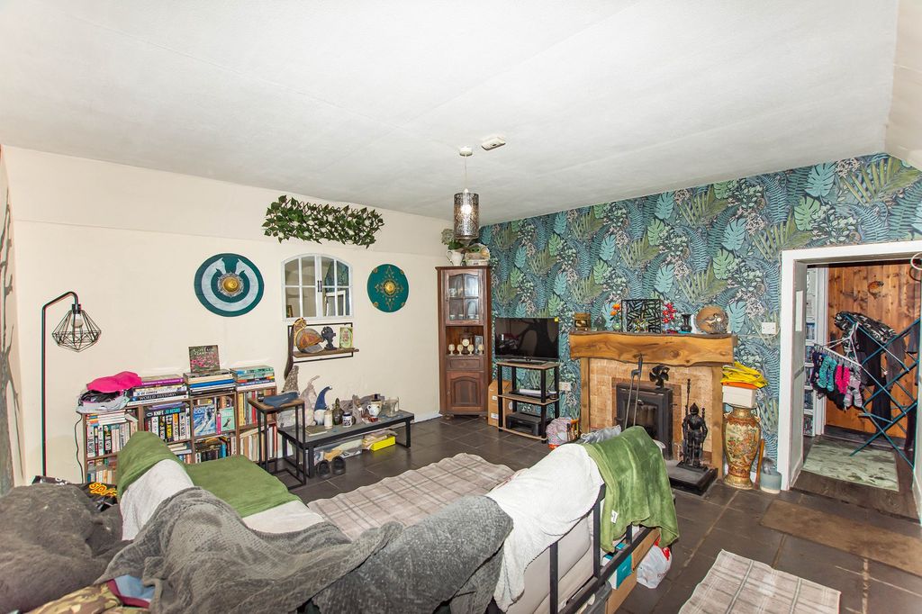 Property photo 3 of 13 Not Specified