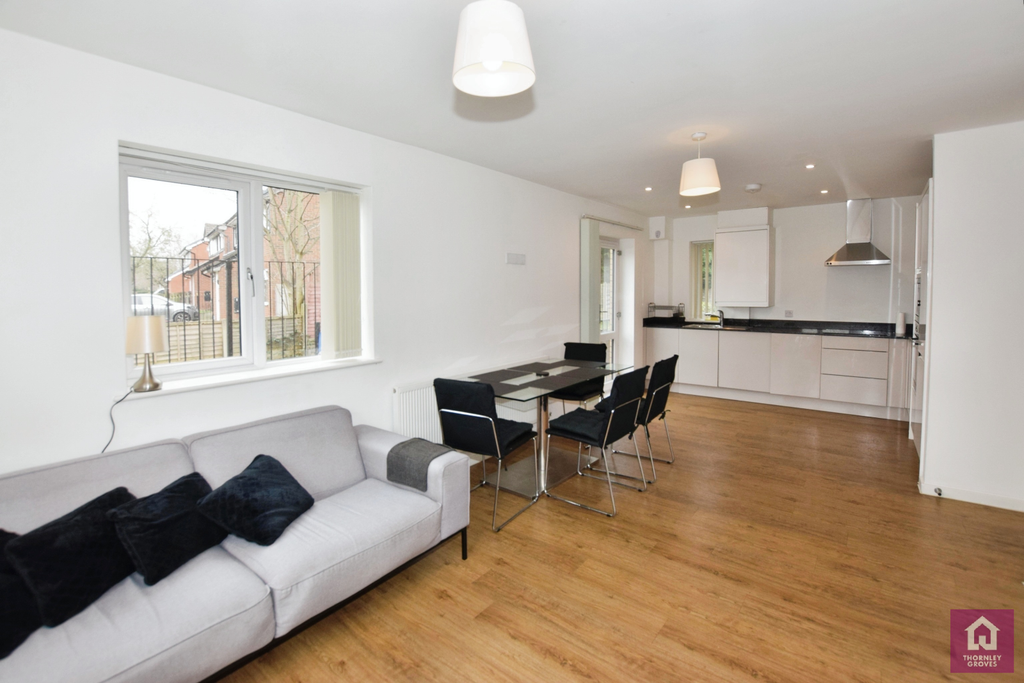 Property photo 2 of 17 Picture No. 08