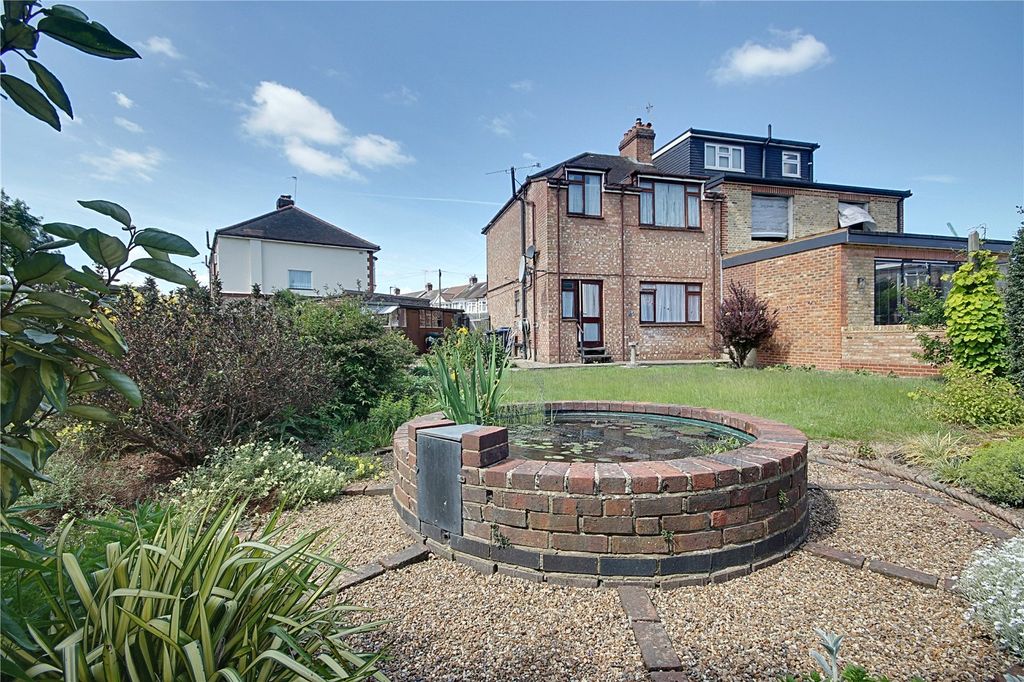 Property photo 1 of 8 Picture No. 08