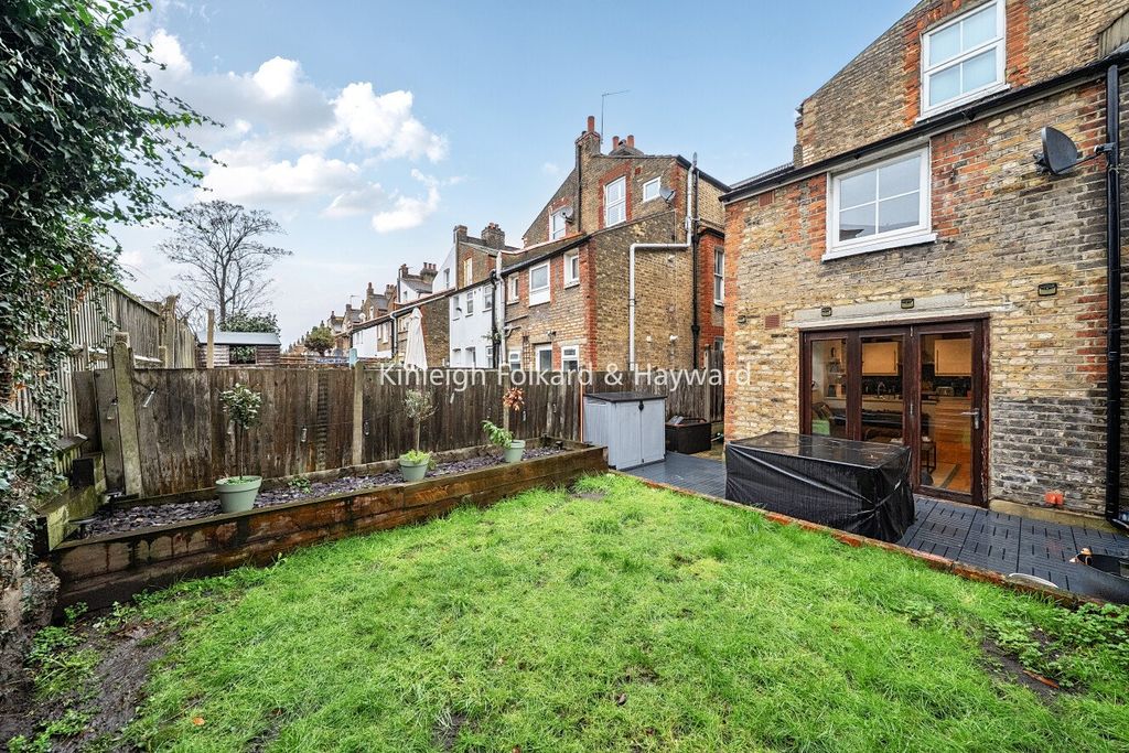 Property photo 2 of 14 Picture No. 08