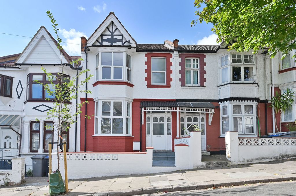 Property photo 1 of 24