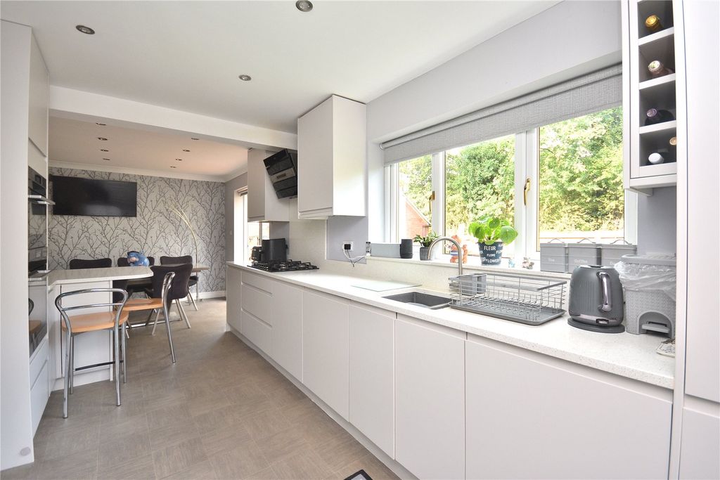 Property photo 3 of 20 Picture No. 16