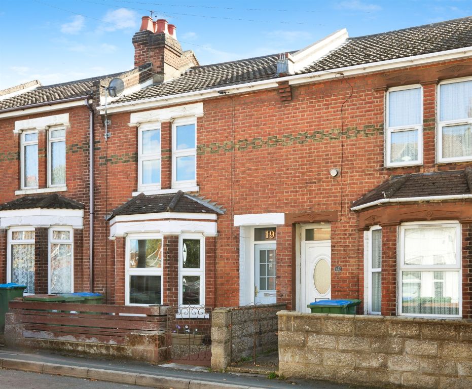 Property photo 1 of 17