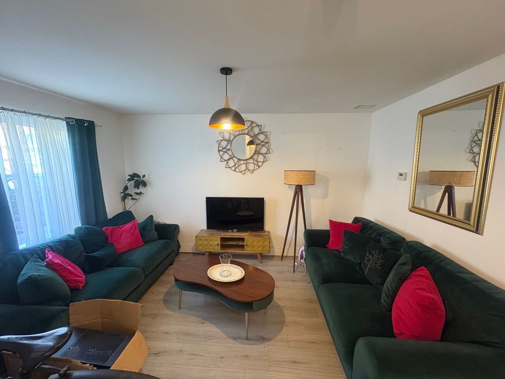 Property photo 2 of 15