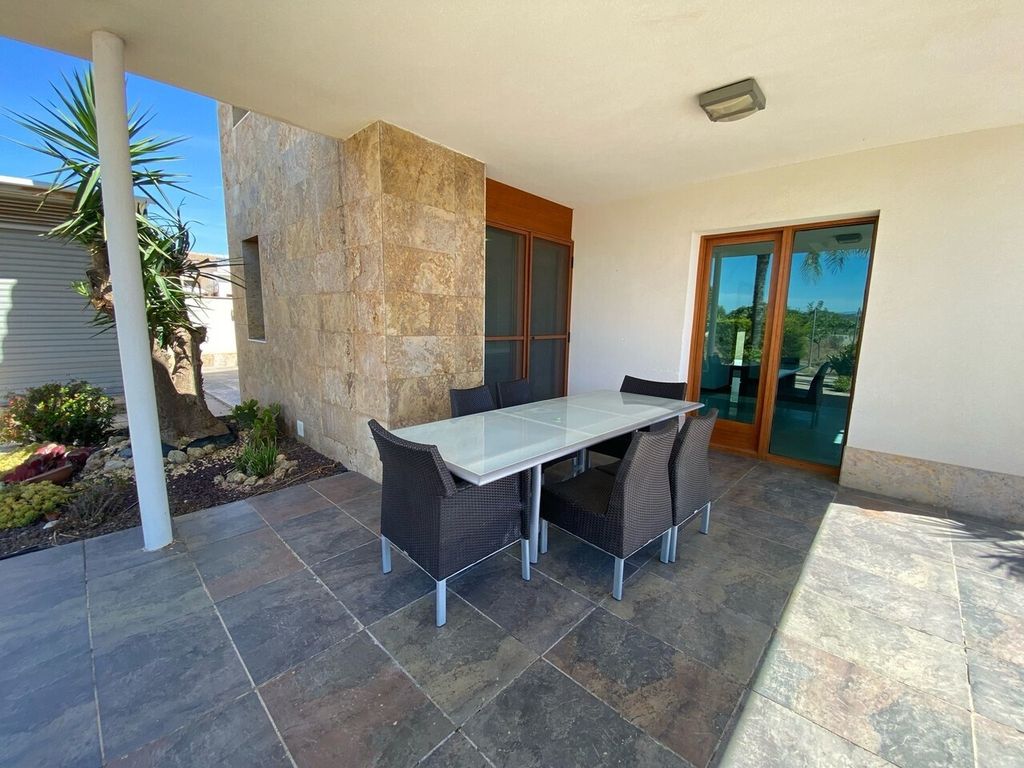 Property photo 3 of 30