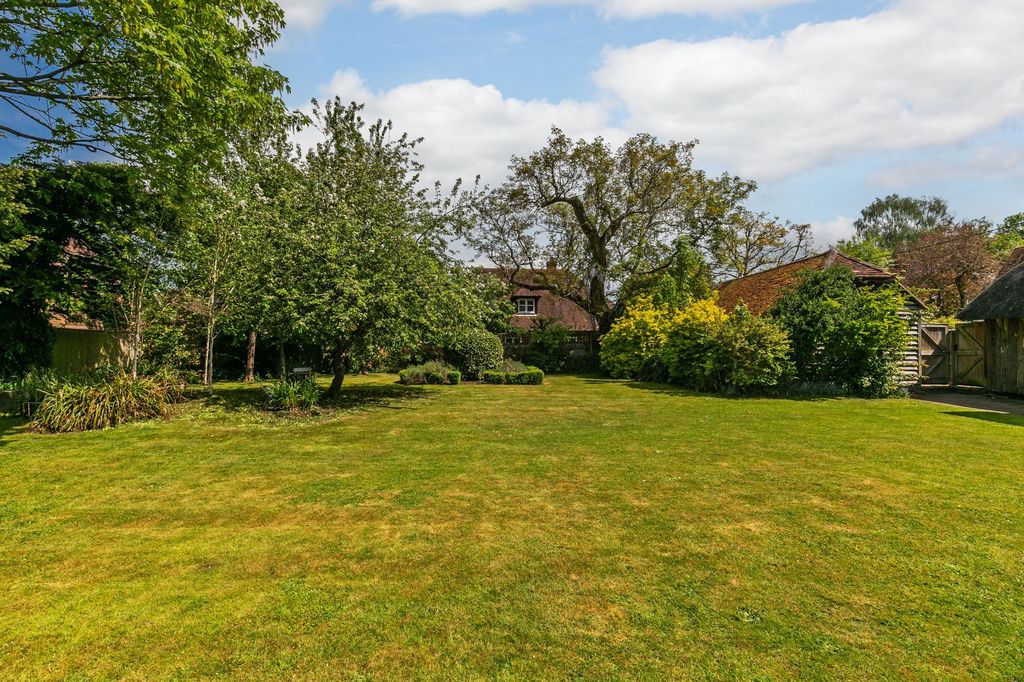 Property photo 3 of 21