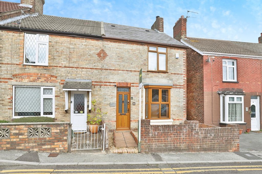 Property photo 1 of 15 Front